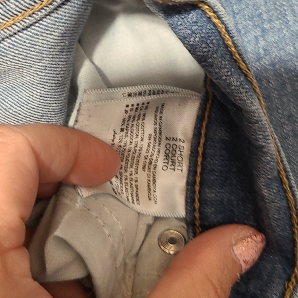 Old navy jeans - Picture 3 of 3